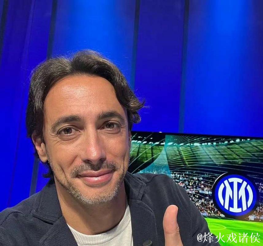 阿什拉夫社媒:赛季未能完美结束,但我们仍为这个赛季感到自豪 阿什拉夫社媒:赛季未能完美结束,但我们仍为这个赛季感到自豪